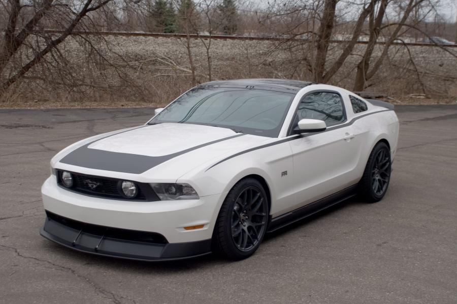  Ford Mustang RTR Package 2010 года  (фото 47 из 65)